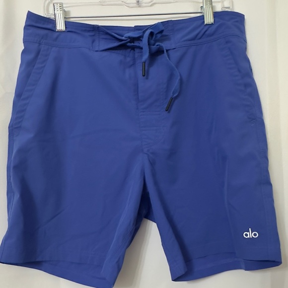 ALO Yoga Other - ALO plow Yoga Vibrant Blue Shorts